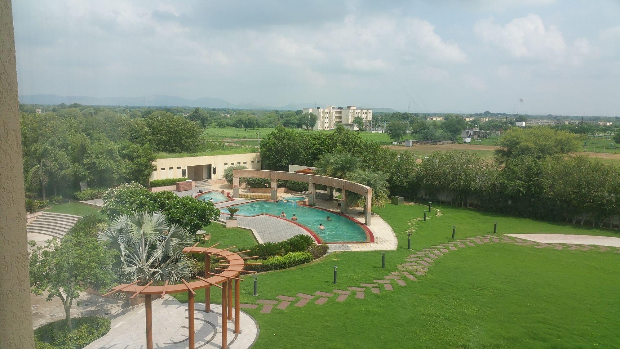 Ramada Ajmer Kishangarh  Εξωτερικό φωτογραφία
