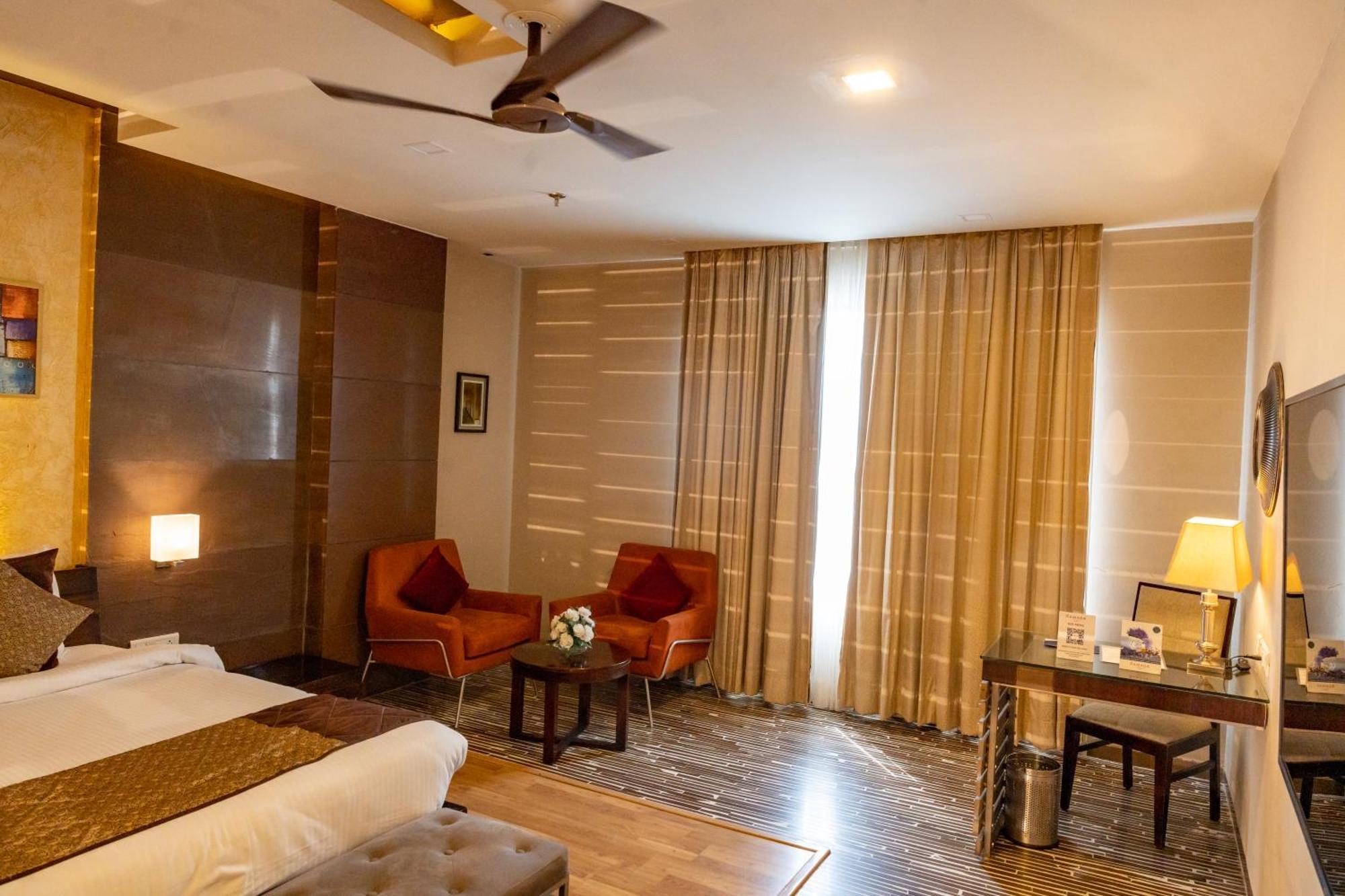 Ramada Ajmer Kishangarh  Εξωτερικό φωτογραφία